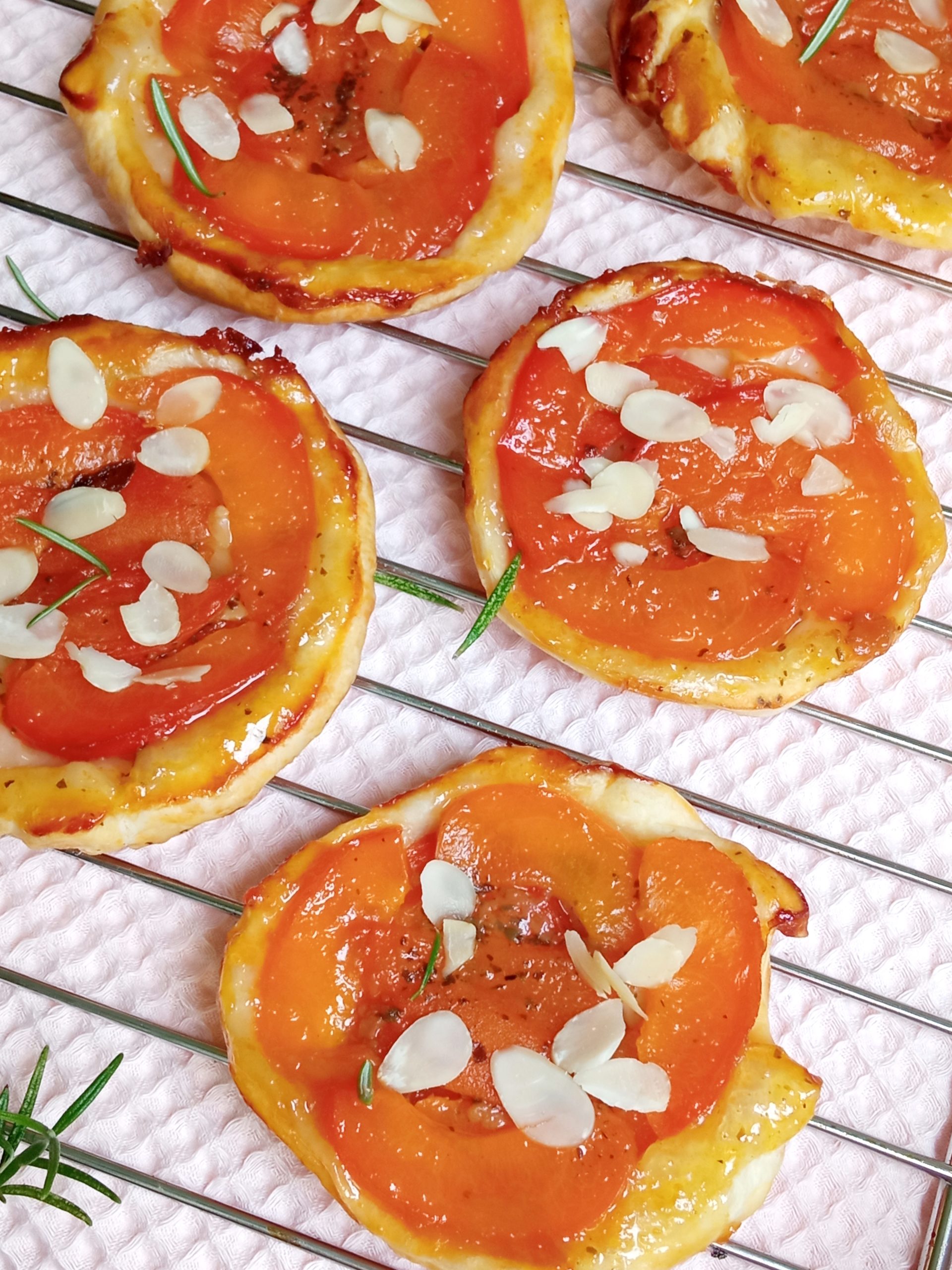 Recette mini tatins aux abricots | Clémence Chabbert naturopathe Bordeaux